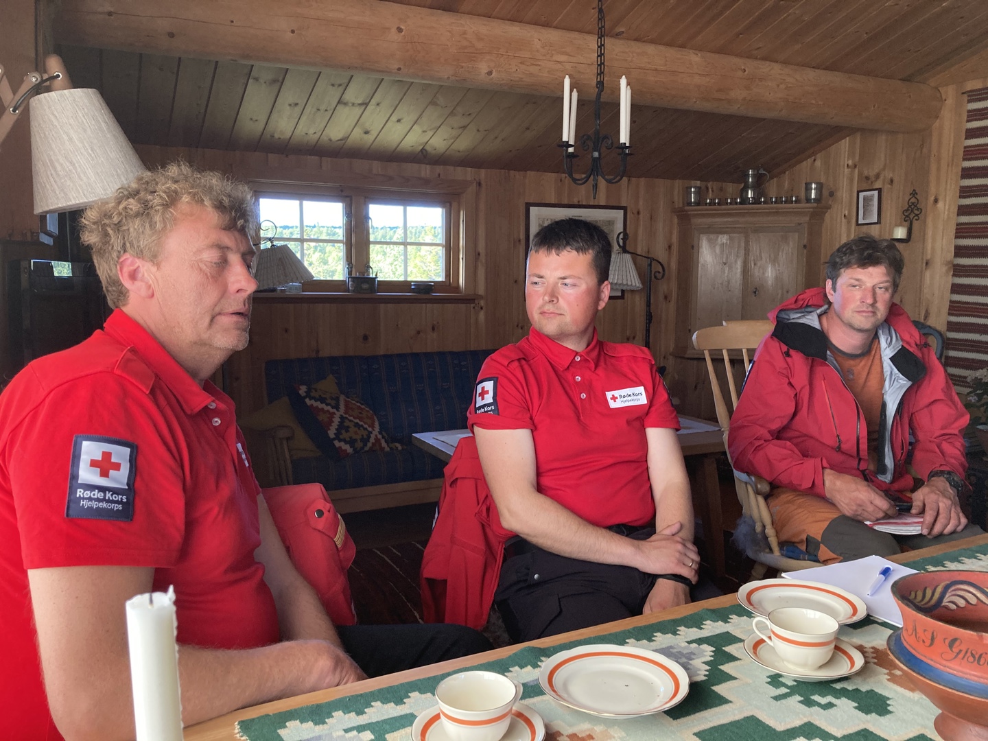 PRESENTASJON AV HØRE VESTRE SLIDRE RØDE KORS